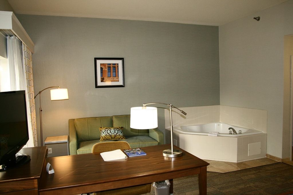 Hampton & Columbus Hotel Hilliard