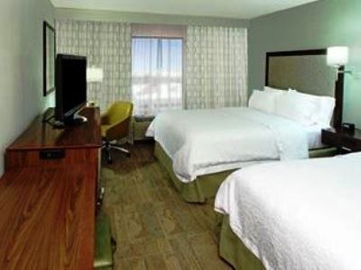 Hotel Hampton & Columbus 3*